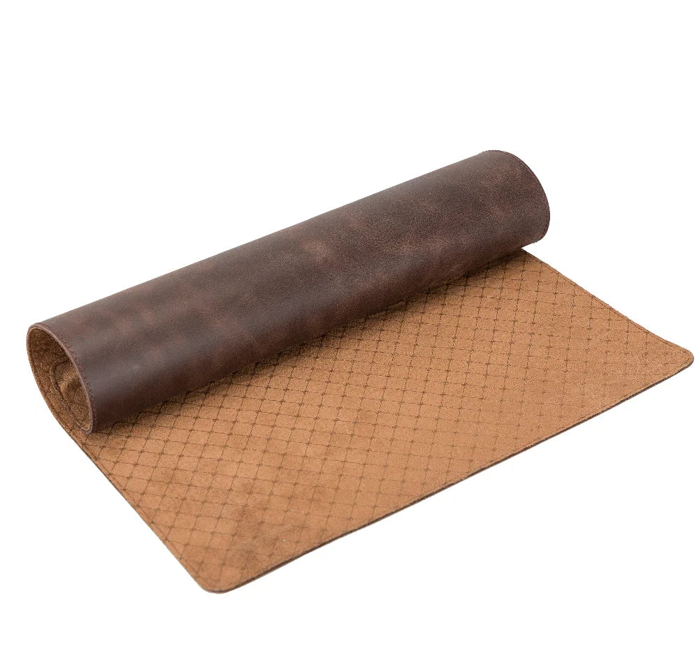 Axion Lined Leather Desk Mat Large Size