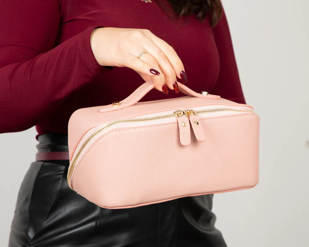 Soluno Leather Makeup Bag