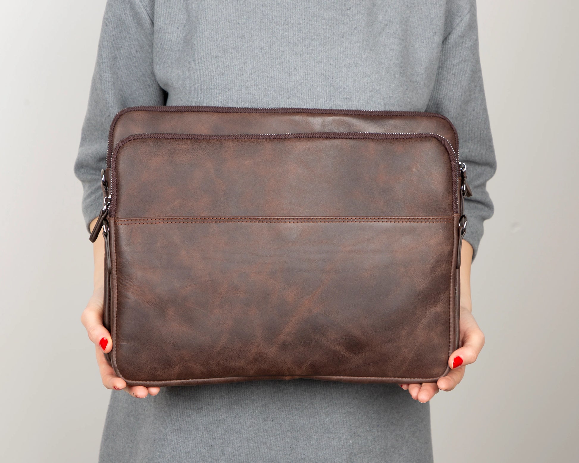 AWE Genuine Leather Sleeves Brown