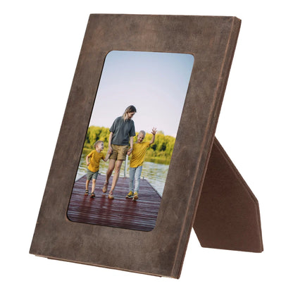 Live Leather Photo Frame – 15 × 10 cm Photo Area