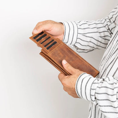 Tenuta Leather Phone Wallet with Detachable Cardholder