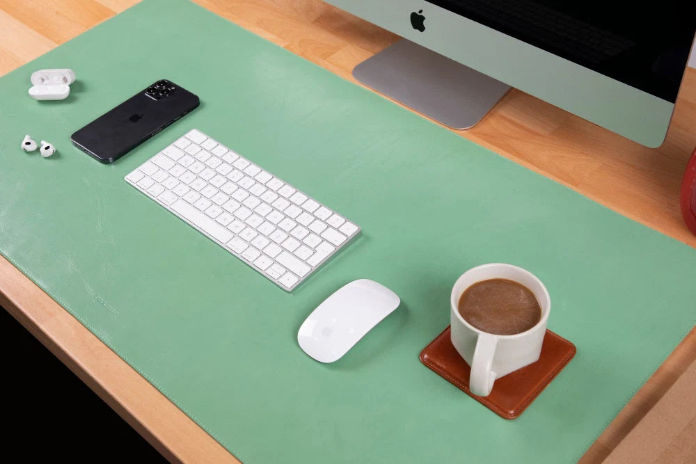 Axion Lined Leather Desk Mat Large Size