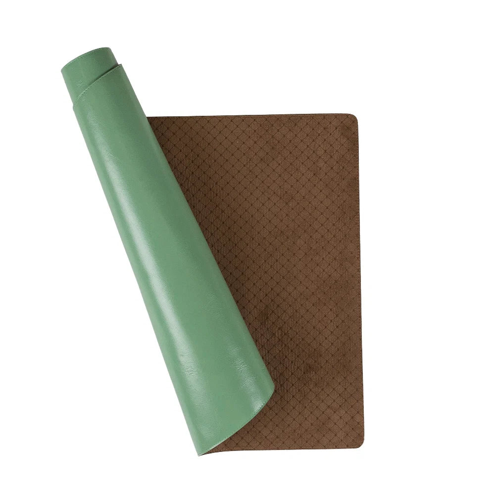 Axion Lined Leather Desk Mat Large Size