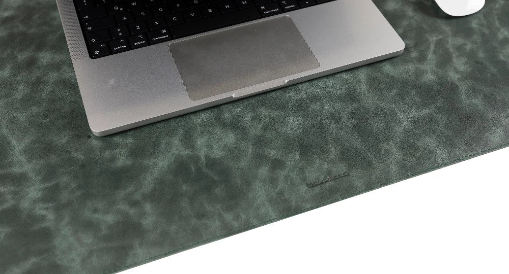 Axion Lined Leather Desk Mat Large Size