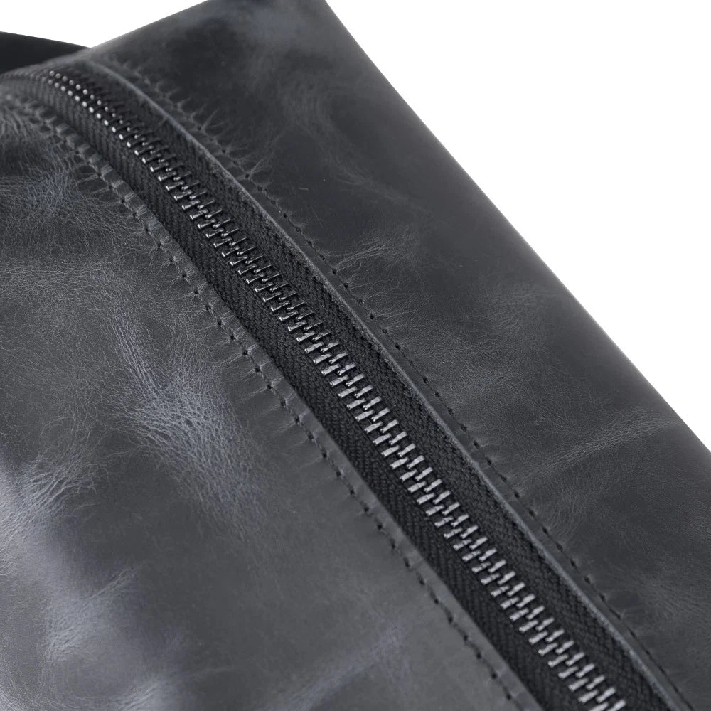 Eve Leather Dopp Kit, X Large