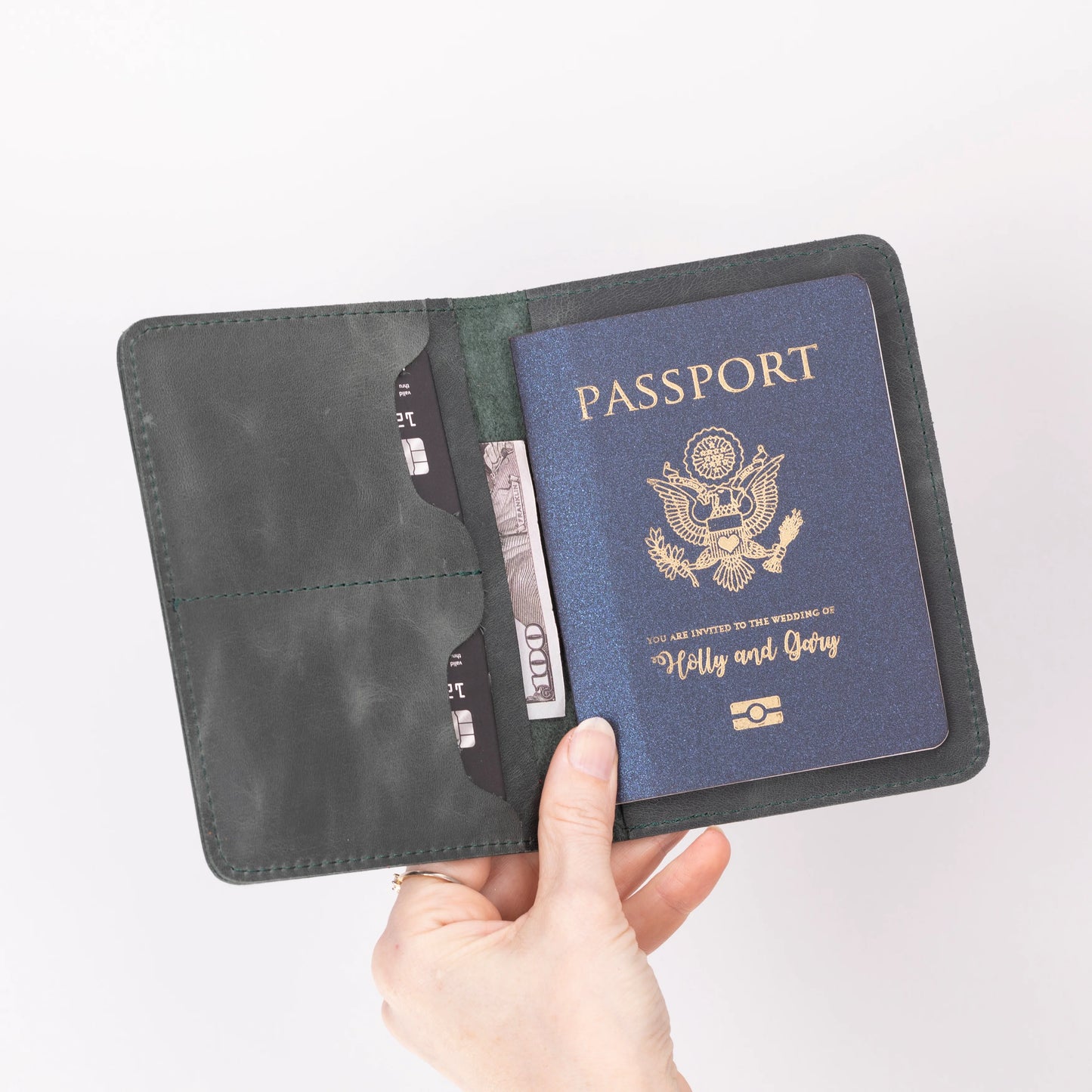 Viaggio Leather Passport Wallet