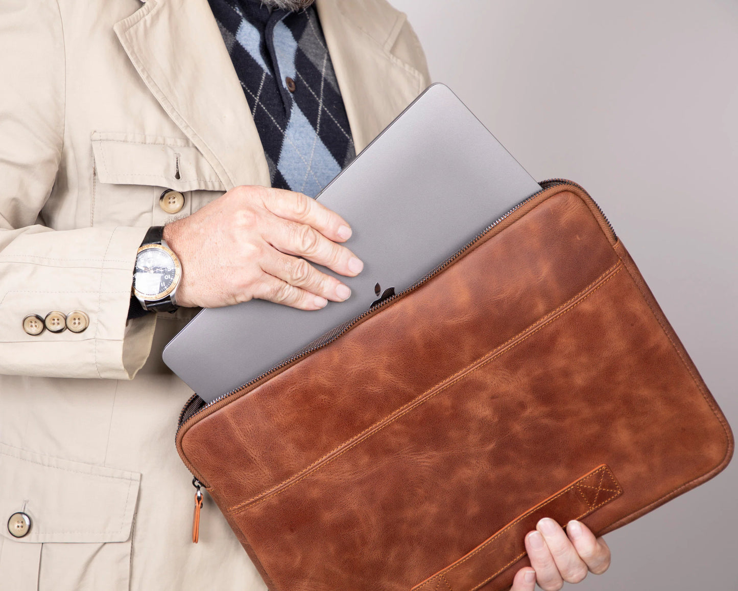 AWE Genuine Leather Sleeves Brown