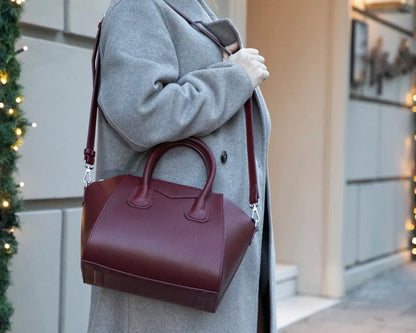 Lorenza Medium Leather Shoulder Bag