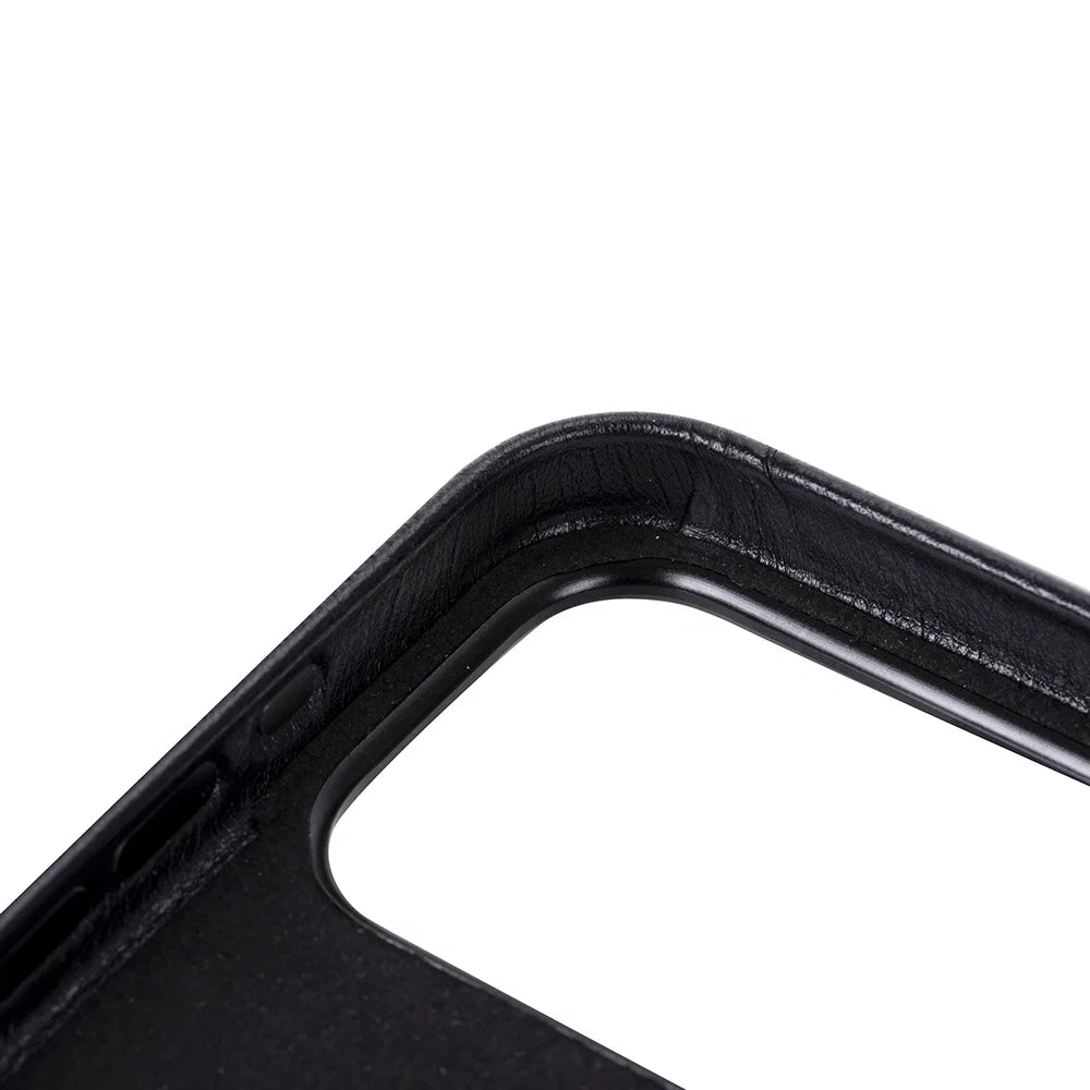 Prestige iPhone 17 Pro Max Leather Case