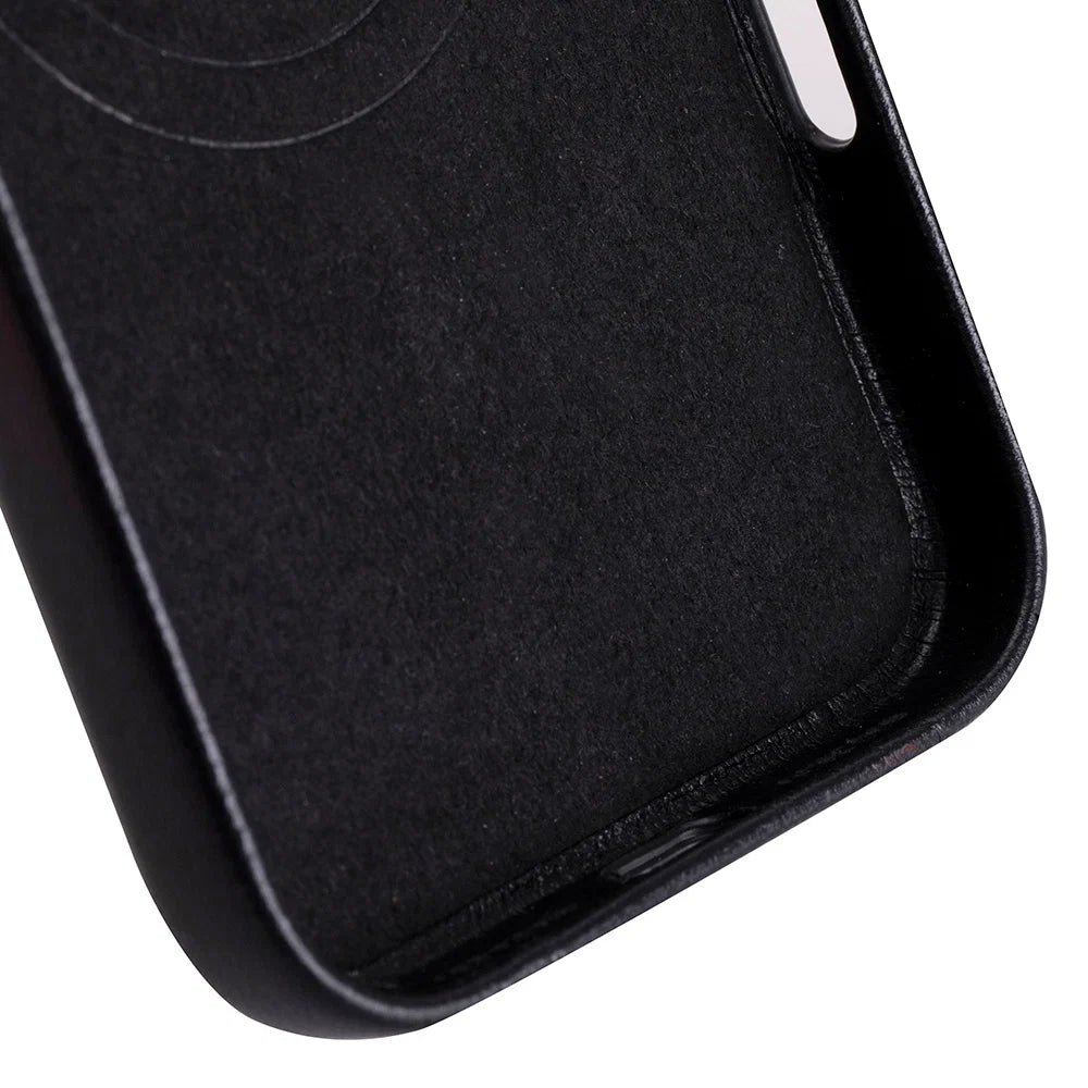 Prestige iPhone 17 Pro Leather Case