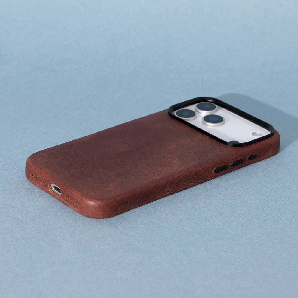 Prestige iPhone 17 Pro Max Leather Case