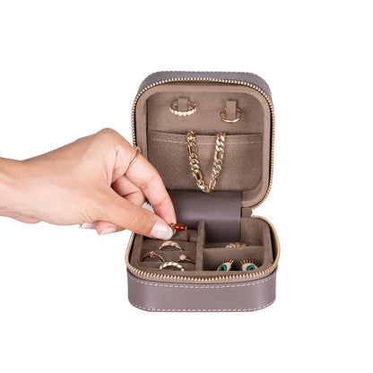 Amanda Medium Leather Jewelry Box
