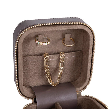 Amanda Medium Leather Jewelry Box