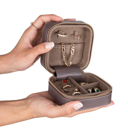 Amanda Medium Leather Jewelry Box