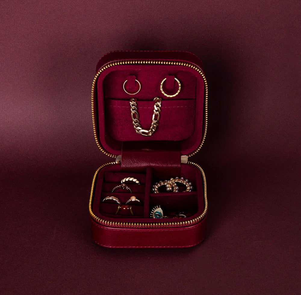 Amanda Leather Jewelry Box, Medium