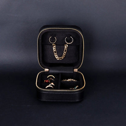 Amanda Medium Leather Jewelry Box