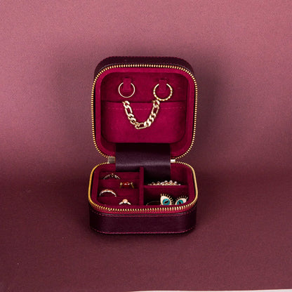 Amanda Medium Leather Jewelry Box