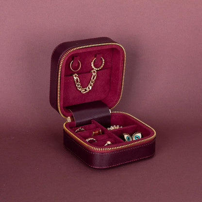 Amanda Medium Leather Jewelry Box