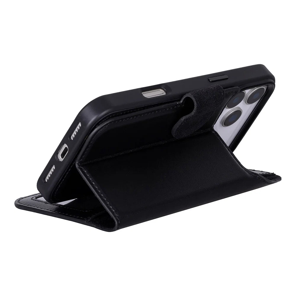 Magic iPhone 17 Pro Max Detachable Leather Wallet Case