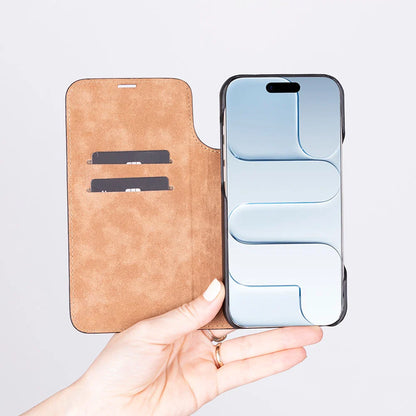 Sonat iPhone 17 Leather Folio Case