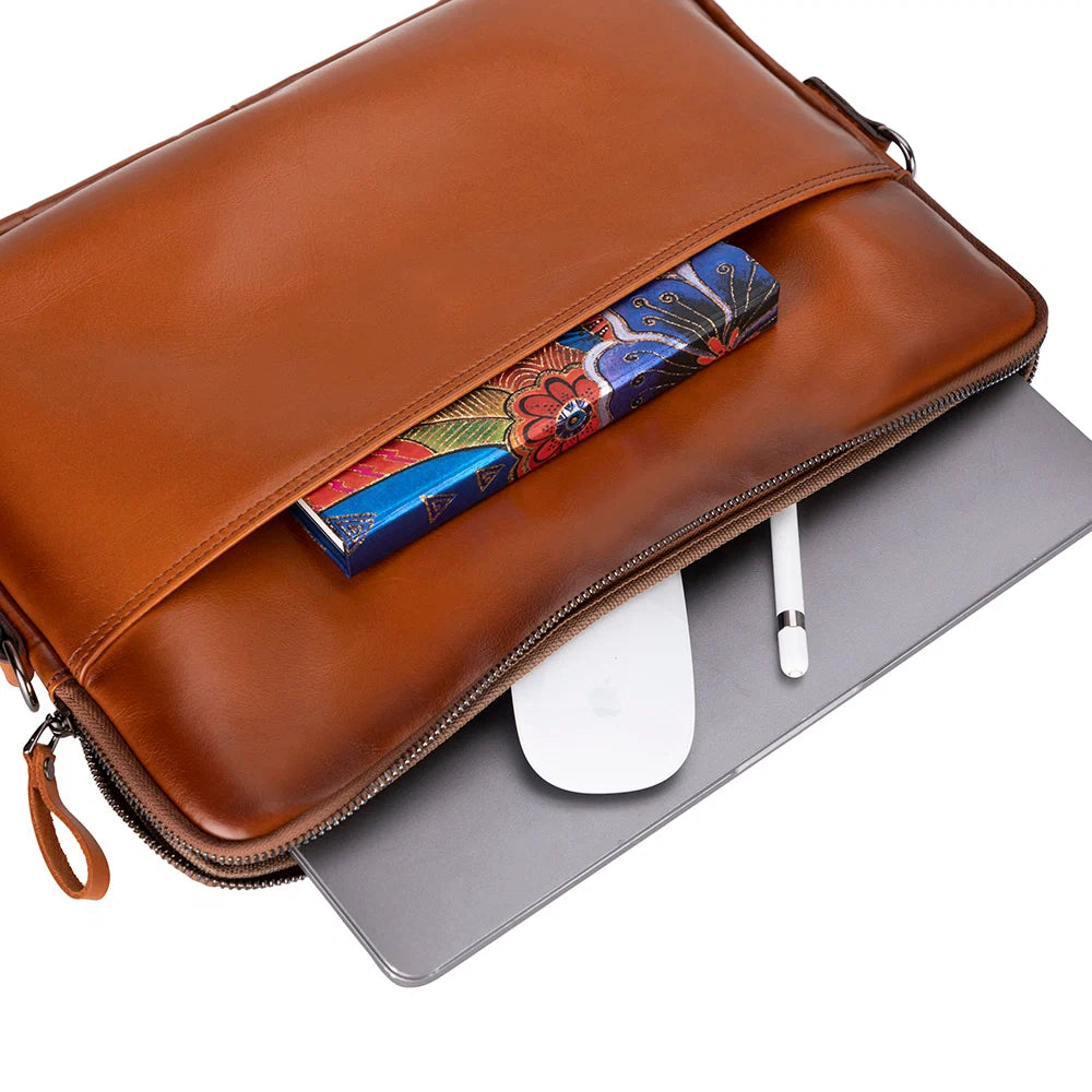 Leeds Slim Leather Laptop / Tablet Sleeve