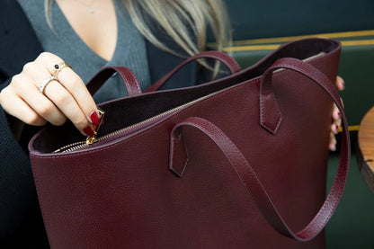 Solea Leather Shoulder Bag