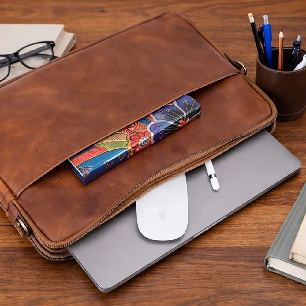 Leeds Slim Leather Laptop / Tablet Sleeve