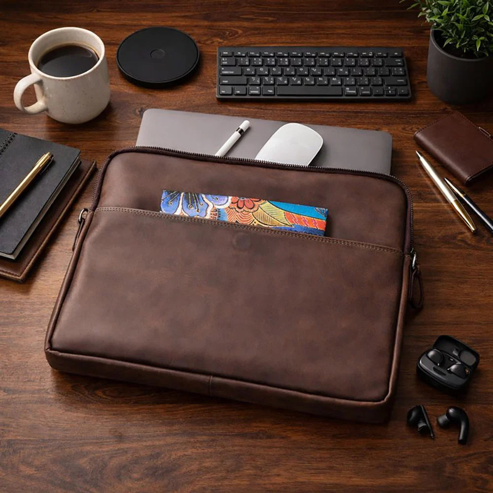 Leeds Slim Leather Laptop / Tablet Sleeve