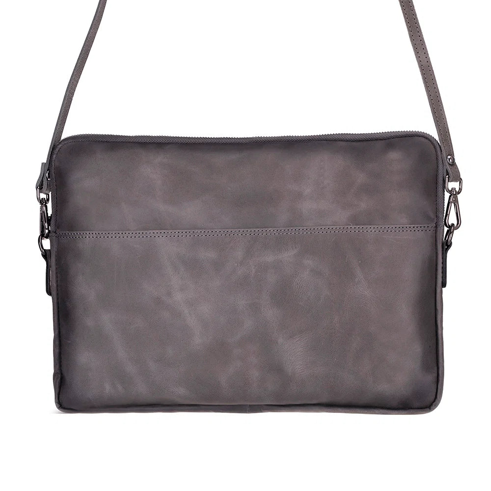 Leeds Slim Leather Laptop / Tablet Sleeve