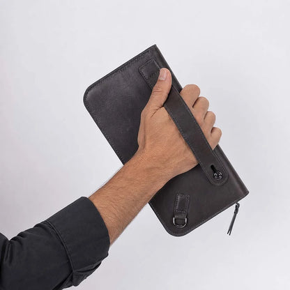 Novarco Leather Wristlet Clutch